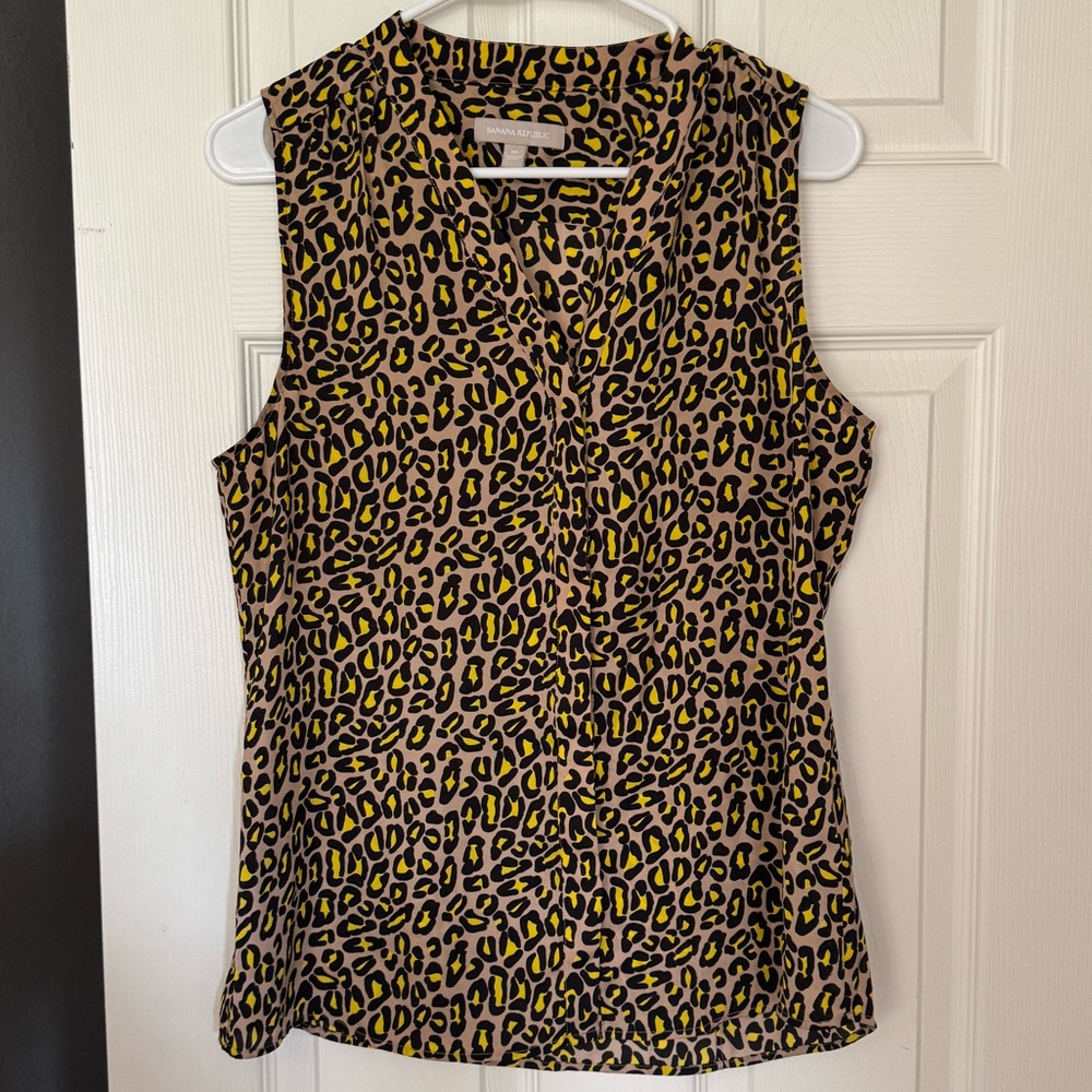 Leopard Print Sleeveless Top